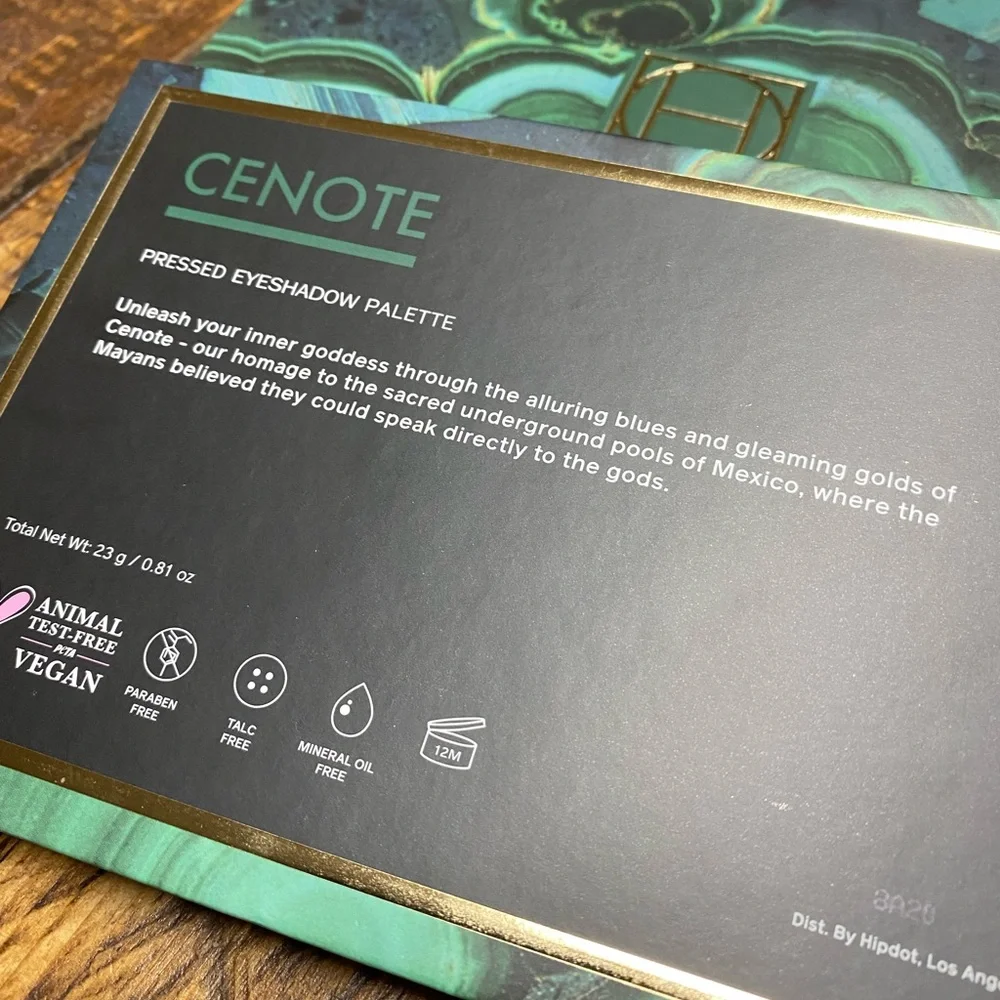 New HipDot Cenote Eyeshadow Palette Animal Test Free Vegan